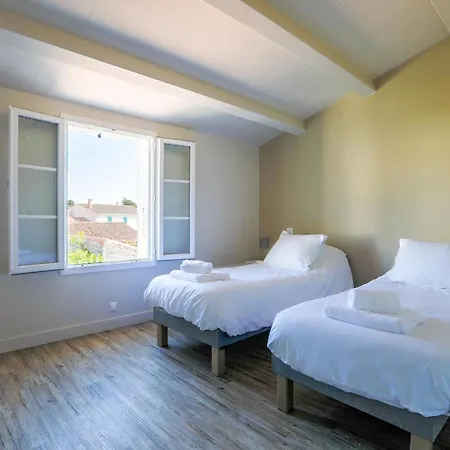 Lumineux Pour 6 Personnes * 勒布瓦普拉热雷