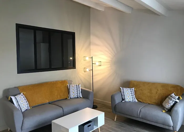 Lumineux Pour 6 Personnes 勒布瓦普拉热雷